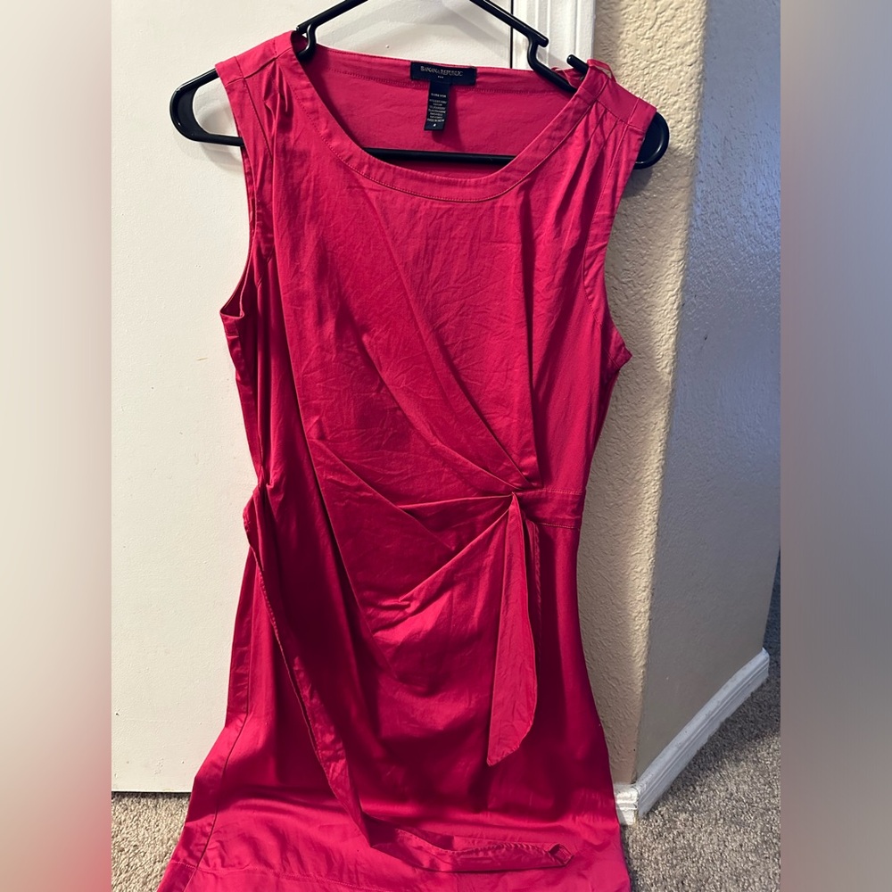 Business dress, Banana Republic, size 4, red